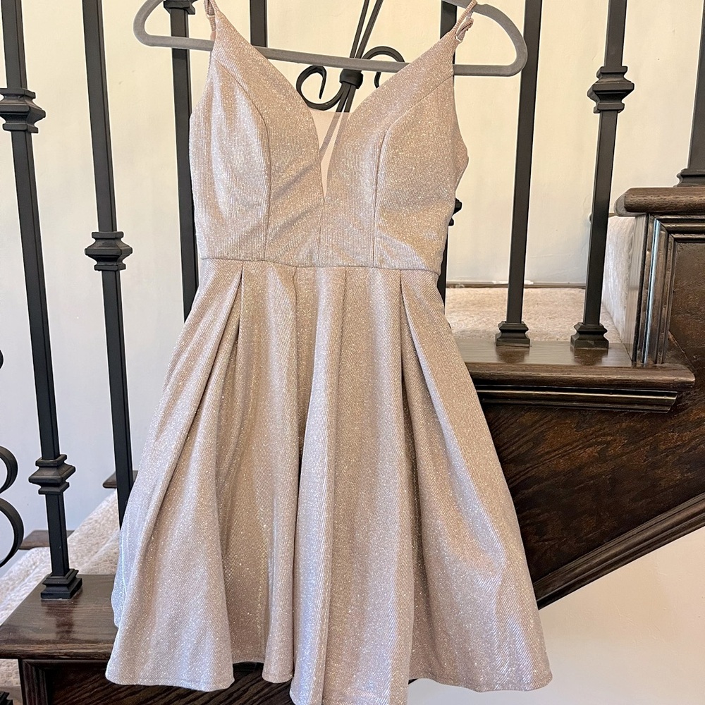 B. Darlin formal dress size zero